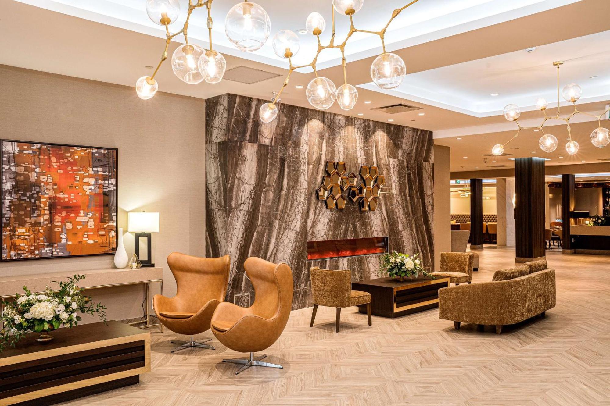 Doubletree By Hilton Kitchener Hotell Eksteriør bilde