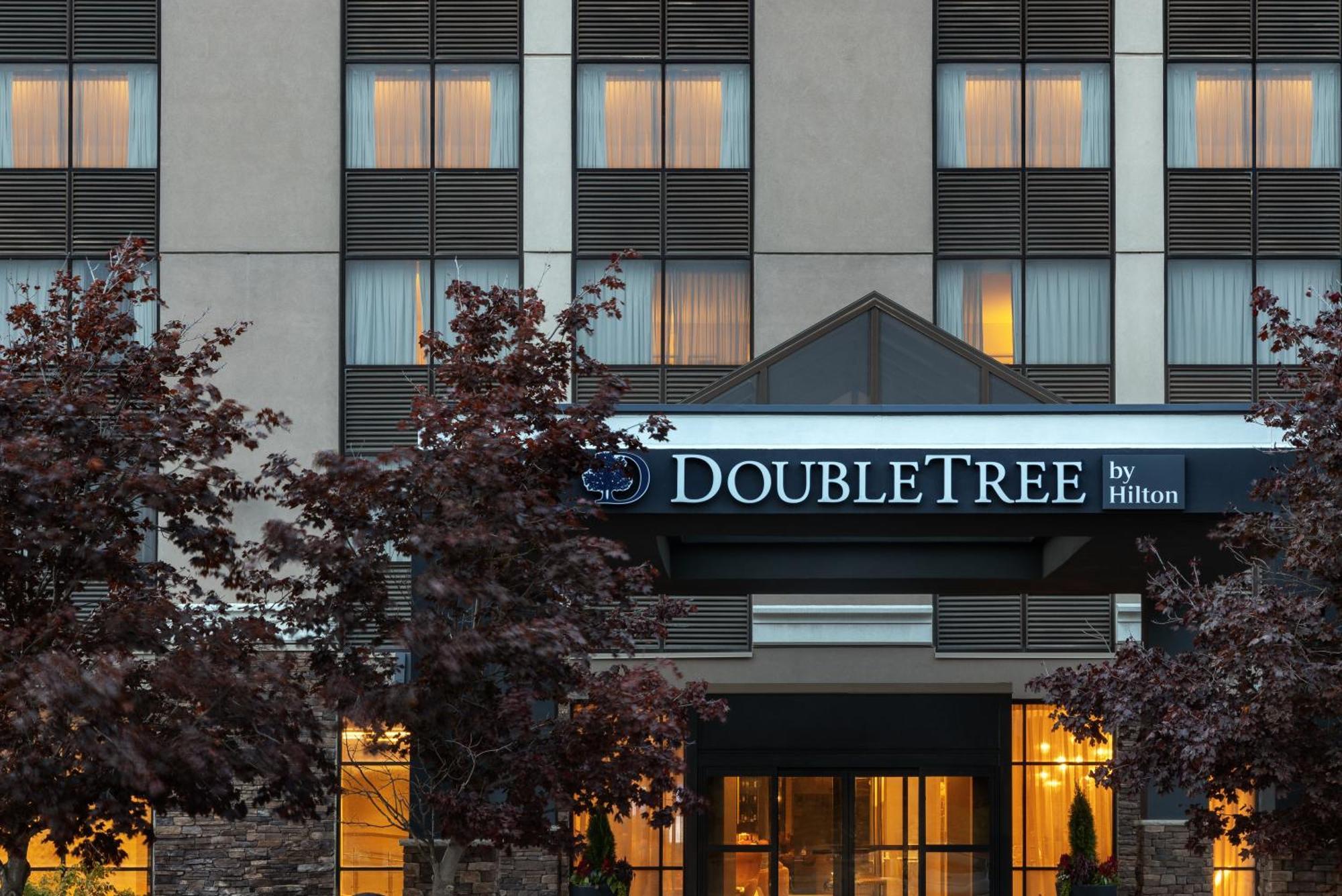 Doubletree By Hilton Kitchener Hotell Eksteriør bilde
