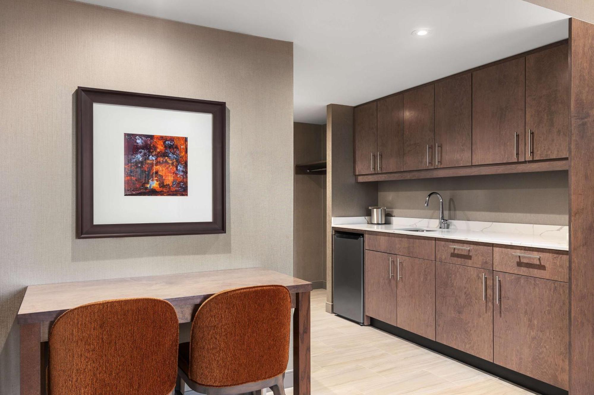 Doubletree By Hilton Kitchener Hotell Eksteriør bilde
